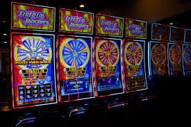 starlight88 mobile download page showing sports and casino access on Android phone in Philippines